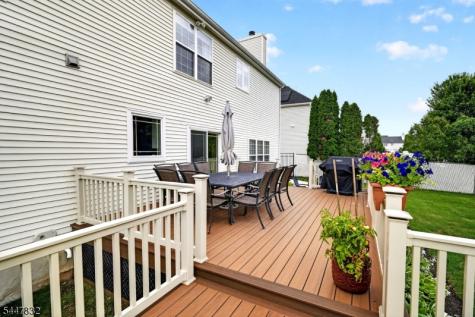 6 Bluebird Way Raritan NJ 08869