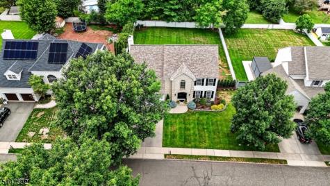 6 Bluebird Way Raritan NJ 08869