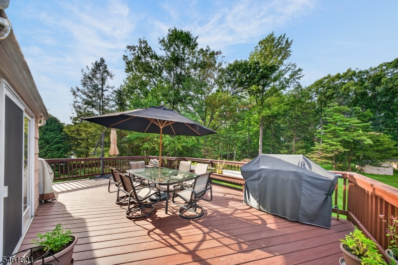 3 Debby Lane Warren NJ 07059