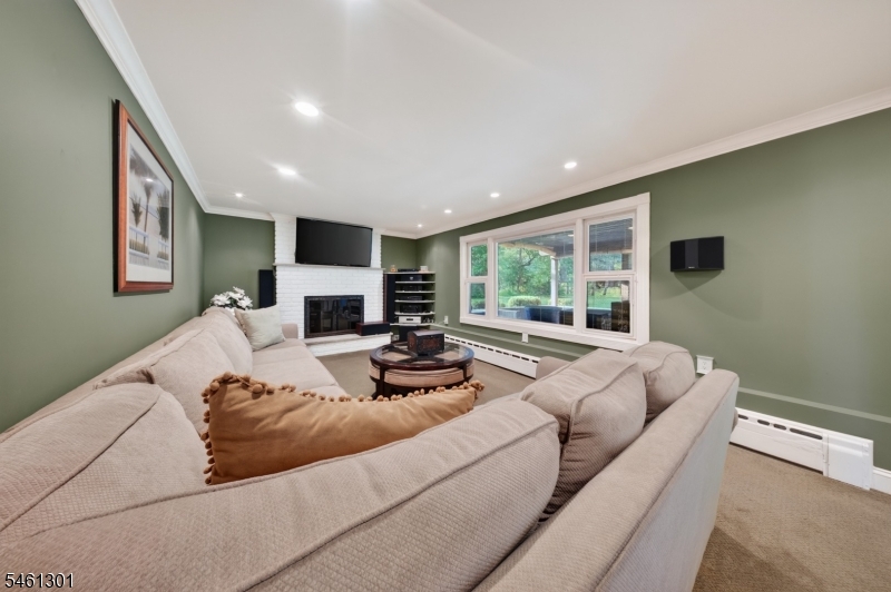 3 Debby Lane Warren NJ 07059
