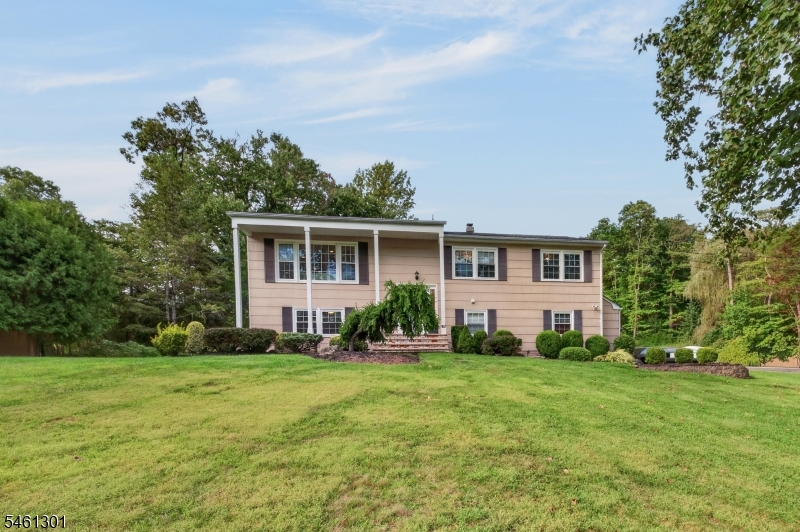 3 Debby Lane Warren NJ 07059