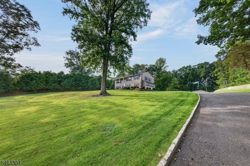 3 Debby Lane Warren NJ 07059