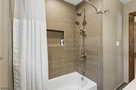 9 Laurel Avenue Franklin NJ 08528