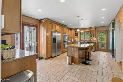 9 Laurel Avenue Franklin NJ 08528