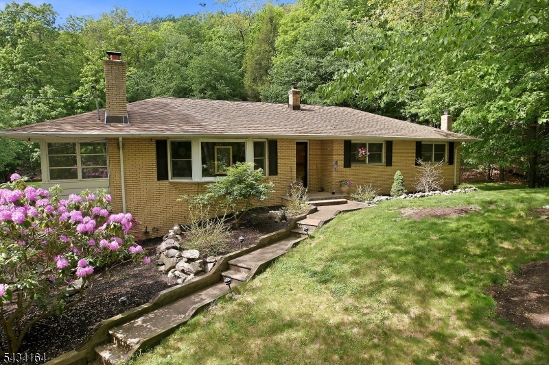 794 Westbrook Road West Milford NJ 07480