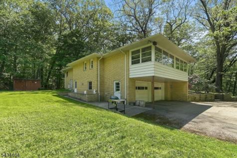 794 Westbrook Road West Milford NJ 07480