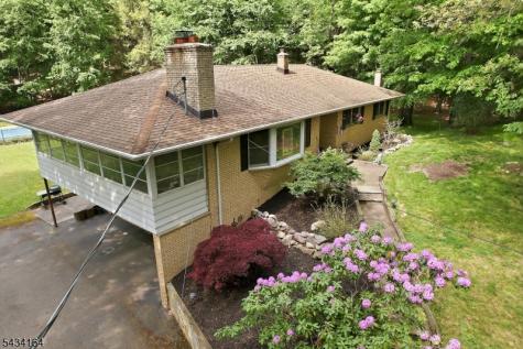 794 Westbrook Road West Milford NJ 07480