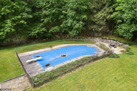 794 Westbrook Road West Milford NJ 07480