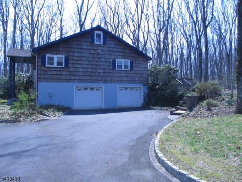 10 Hendrickson Drive Plumsted NJ 08514
