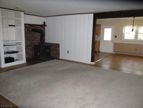 10 Hendrickson Drive Plumsted NJ 08514