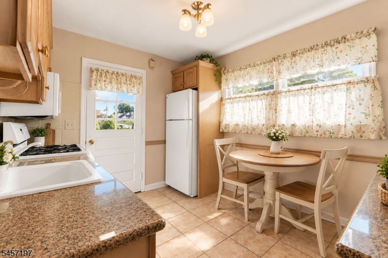 2747 Meister Avenue Union NJ 07083
