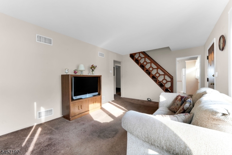 2747 Meister Avenue Union NJ 07083