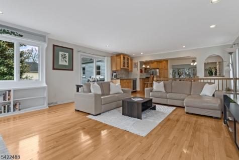 360 Upland Road Mountainside NJ 07092