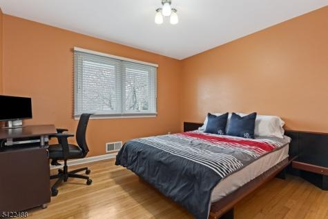 360 Upland Road Mountainside NJ 07092