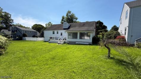 88 Meadowbrook Road North Plainfield NJ 07062