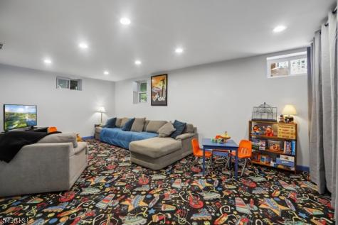 735 Radley Road Westfield NJ 07090