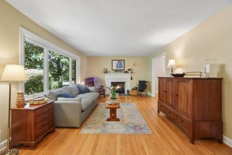 735 Radley Road Westfield NJ 07090