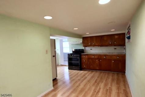 84 N 12th Street Hawthorne NJ 07506