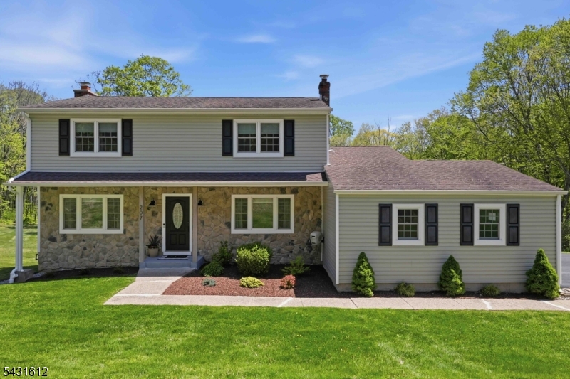 207 Mooney Road Roxbury NJ 07836