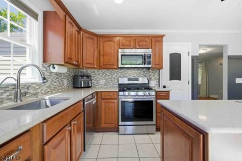 207 Mooney Road Roxbury NJ 07836