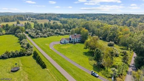 90 Brookville Hollow Road Delaware NJ 08559