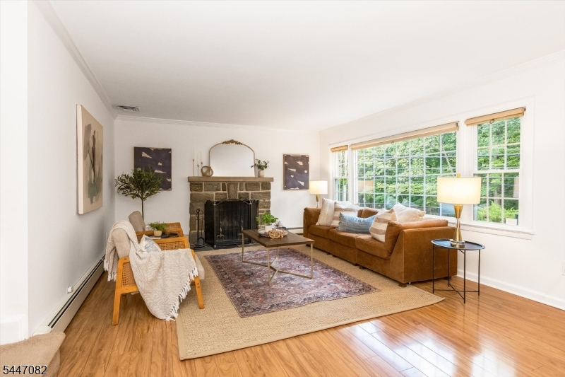 157 Laurel Avenue Livingston NJ 07039