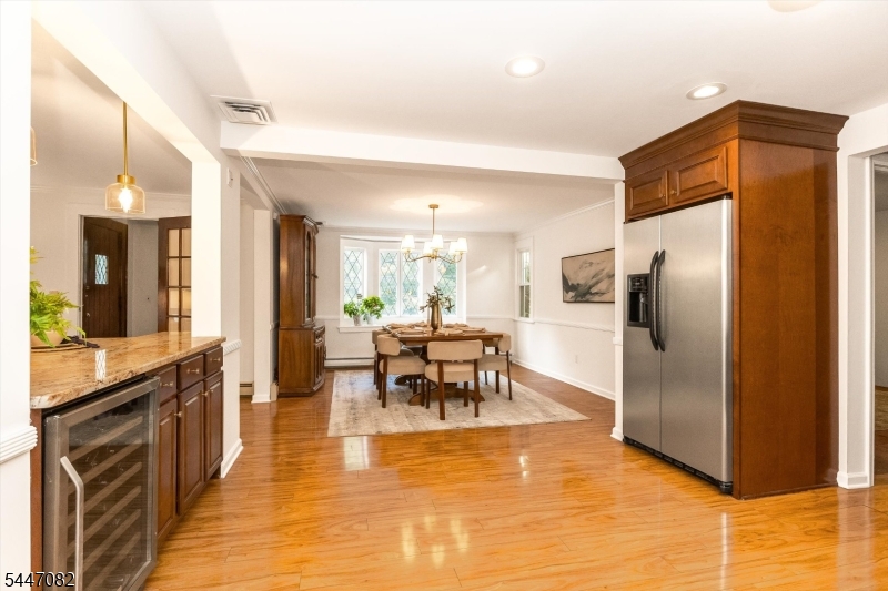 157 Laurel Avenue Livingston NJ 07039