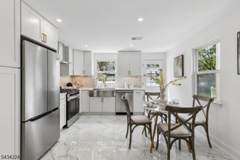 1314 Sunnyside Place Plainfield NJ 07060