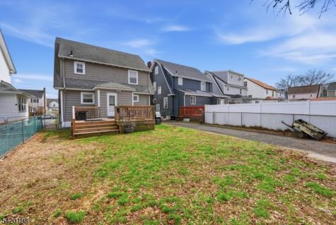 27 Reservoir Place Belleville NJ 07109
