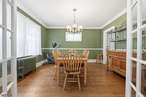 27 Reservoir Place Belleville NJ 07109
