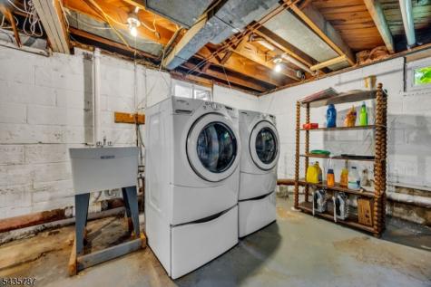 81 Lois Avenue East Brunswick NJ 08816