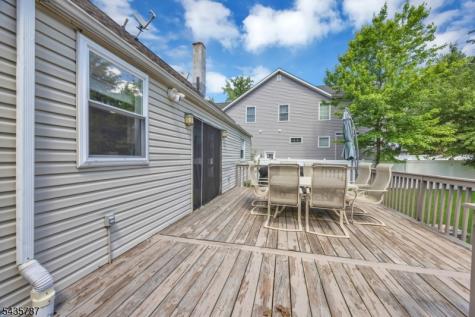 81 Lois Avenue East Brunswick NJ 08816