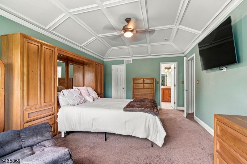 213 Arbor Drive Greenwich NJ 08886