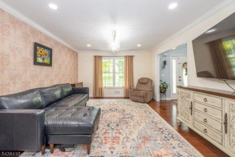 13 Briarwood Road Washington NJ 07853