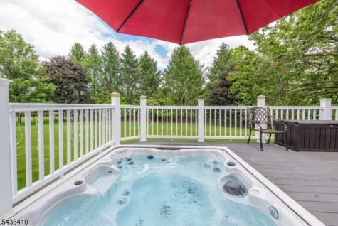 13 Briarwood Road Washington NJ 07853