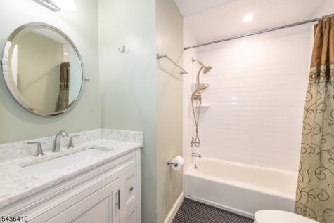 13 Briarwood Road Washington NJ 07853