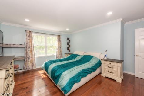 13 Briarwood Road Washington NJ 07853