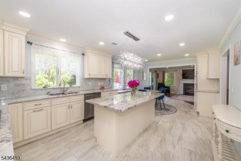 13 Briarwood Road Washington NJ 07853