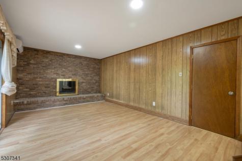 20 Whitewood Drive Parsippany-troy Hills NJ 07950