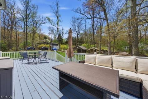 32 Pine Hill Road Mahwah NJ 07430