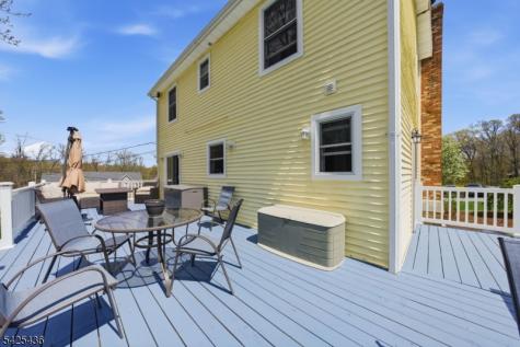 32 Pine Hill Road Mahwah NJ 07430
