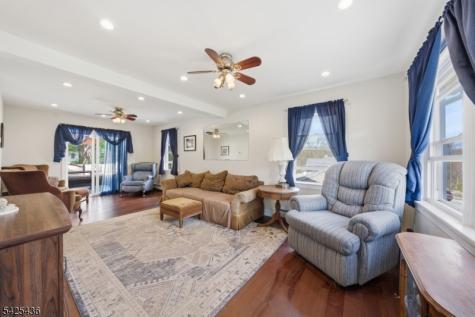 32 Pine Hill Road Mahwah NJ 07430