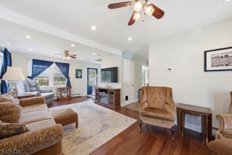 32 Pine Hill Road Mahwah NJ 07430