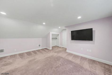 16 Highland Trail Denville NJ 07834