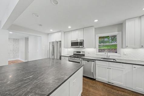 16 Highland Trail Denville NJ 07834