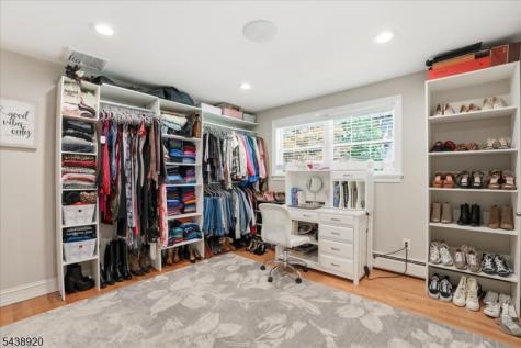 3 Richard Drive W Mount Arlington NJ 07856