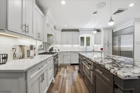 3 Richard Drive W Mount Arlington NJ 07856