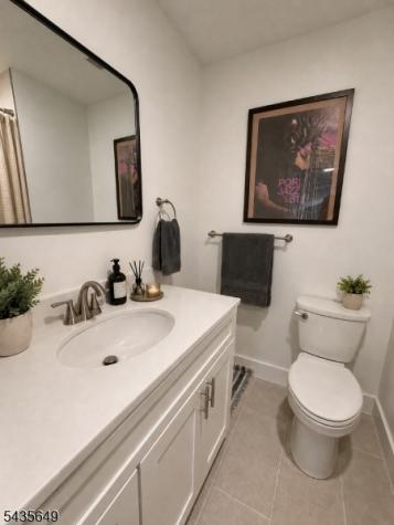 25 Richards Road Hopatcong NJ 07843