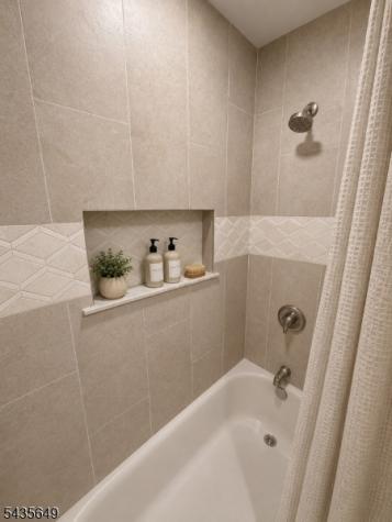 25 Richards Road Hopatcong NJ 07843