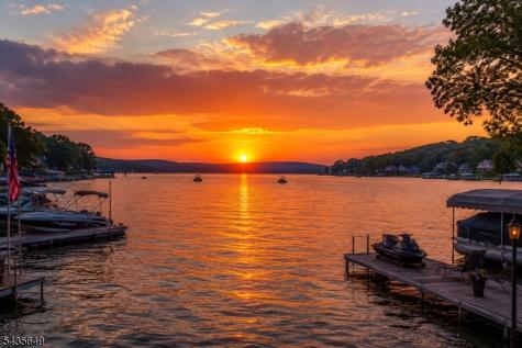 25 Richards Road Hopatcong NJ 07843